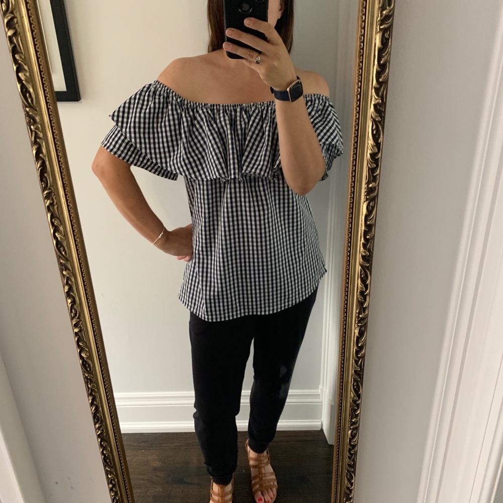Kaktus Off the Shoulder Top - Picture 3 of 10